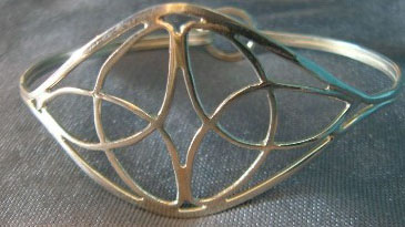celtic knot bracelet
