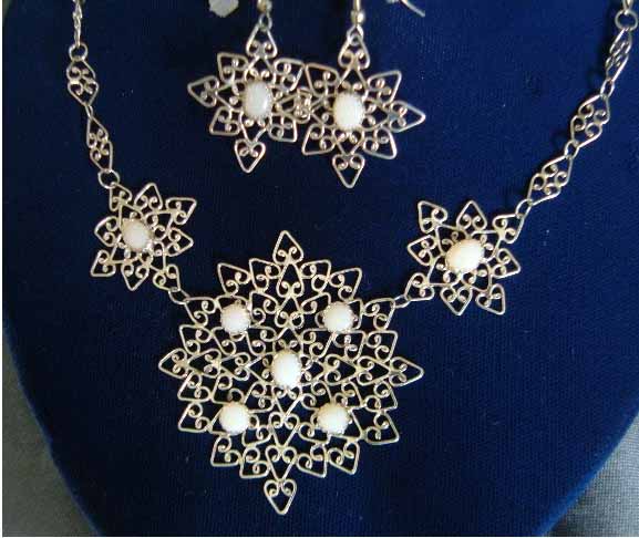 Snowflakes and Opals